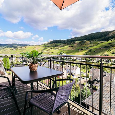 Sky Apartment, Blick Zur Mosel, Grosser Balkon, Kaffeemaschine, Smart Tv Zell an der Mosel Exterior foto